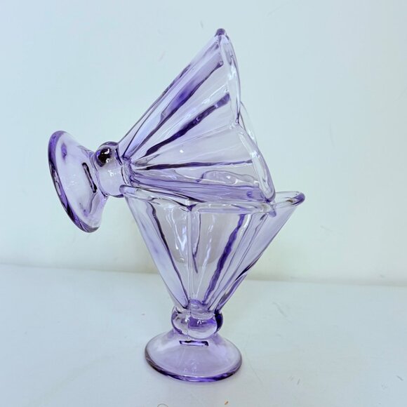 VTG Purple Lavender Glass Cup Set of 2 Petal Decor Lilac Cocktail Glass Dessert - Picture 5 of 16